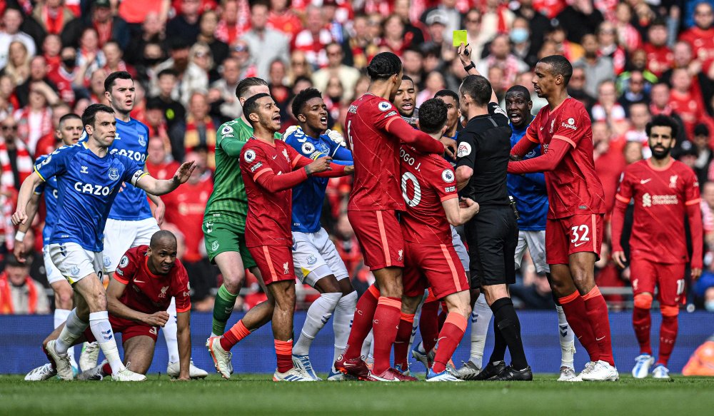 证明他在湖 证明他在湖